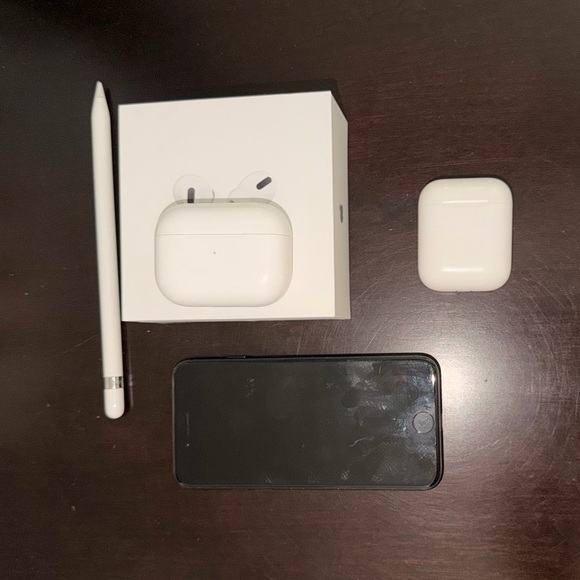 Apple iPhone 7 AirPods 1st gen & Pro and Apple Pencil 1st gen. Bundle deal!!!!